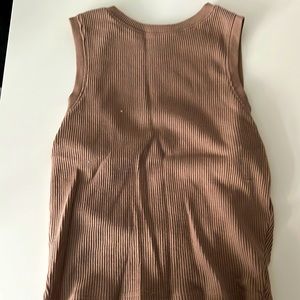 Hollister, medium waffle cone top